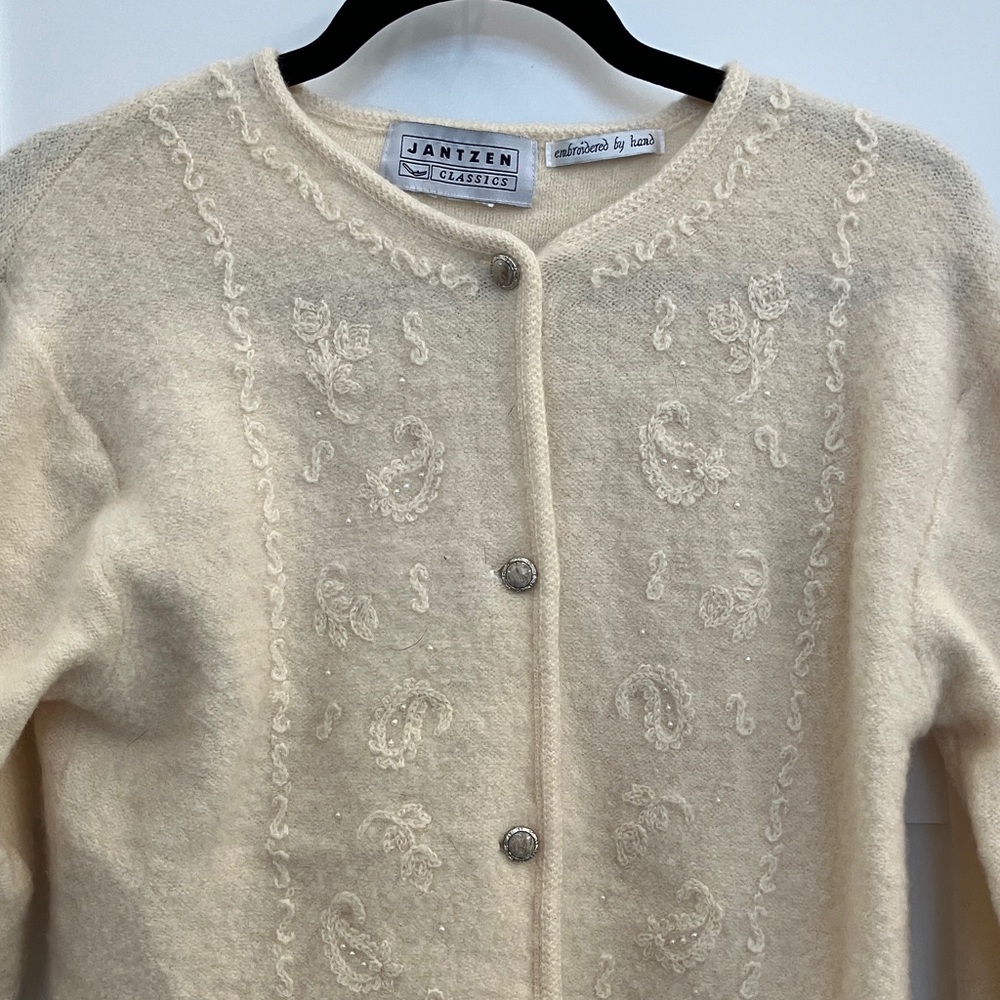 Jantzen Wool Cardigan Embroidered Vintage Cream Sweater